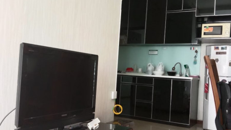 Apartemen Full furnish view pool include maintenance fee, Thamrin Residence, Luas 65m2