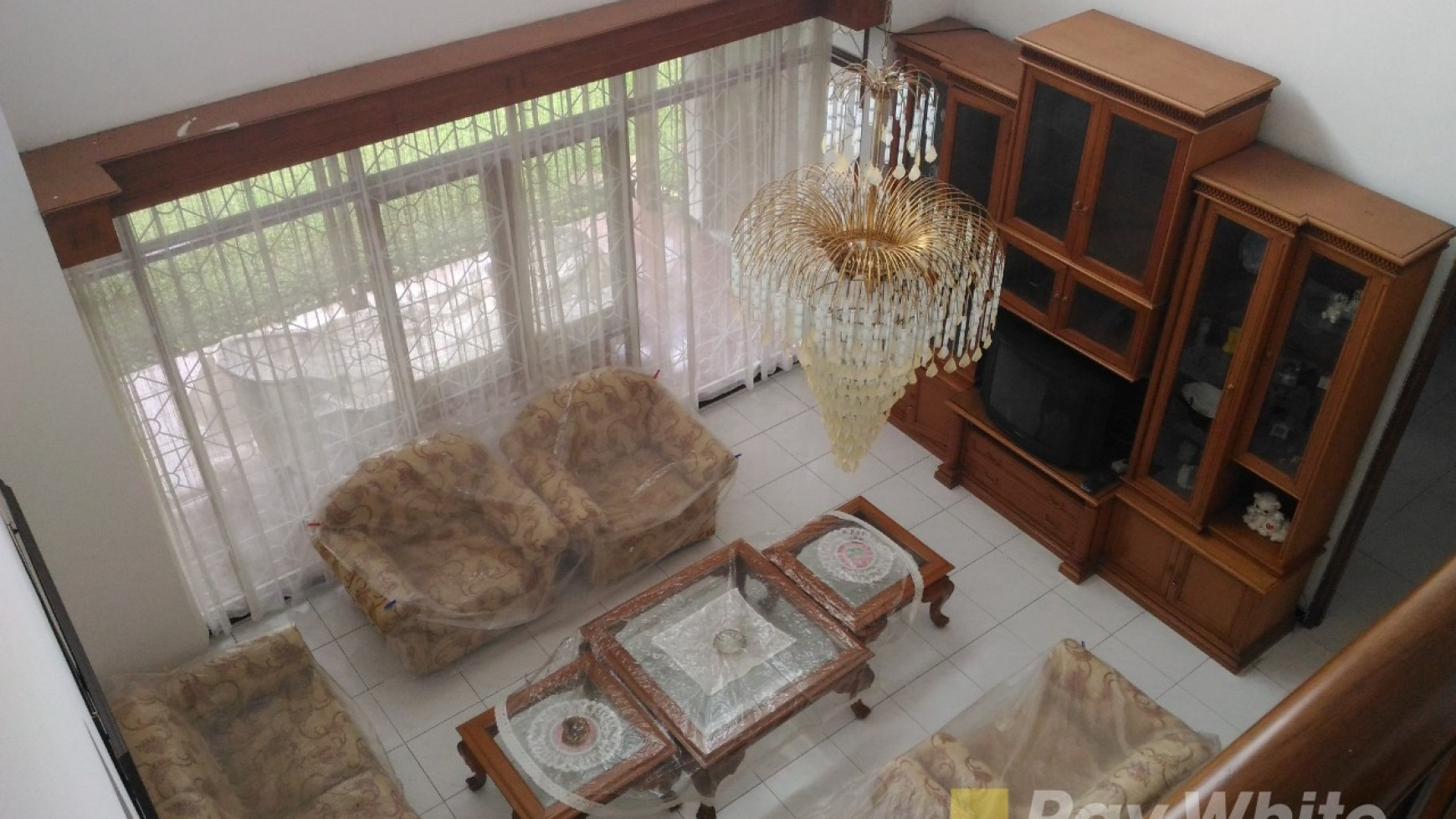 Disewakan Rumah Bagus, Asri dan Full Furnished di Geger Kalong, Bandung 