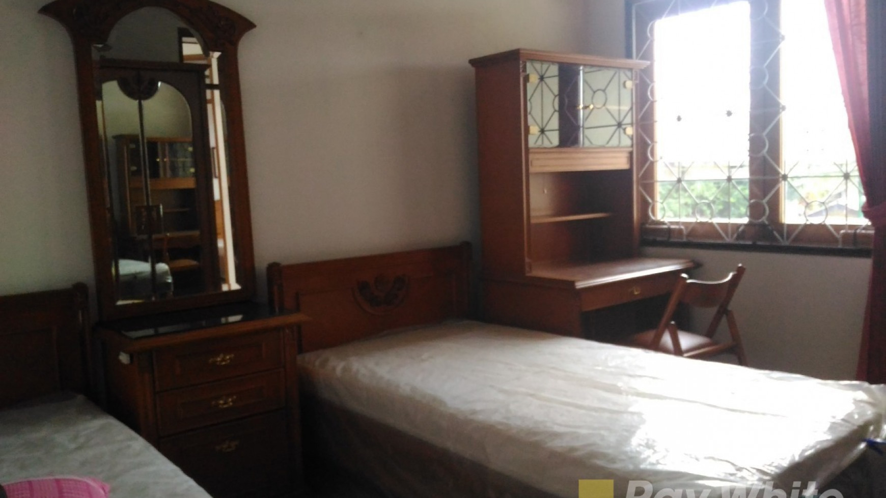 Disewakan Rumah Bagus, Asri dan Full Furnished di Geger Kalong, Bandung 