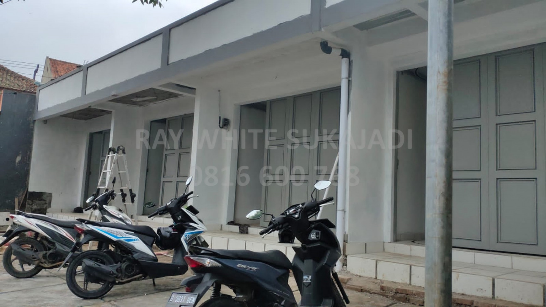 Dijual / Disewakan Ruko Caringin 2.5 Lantai di Padalarang