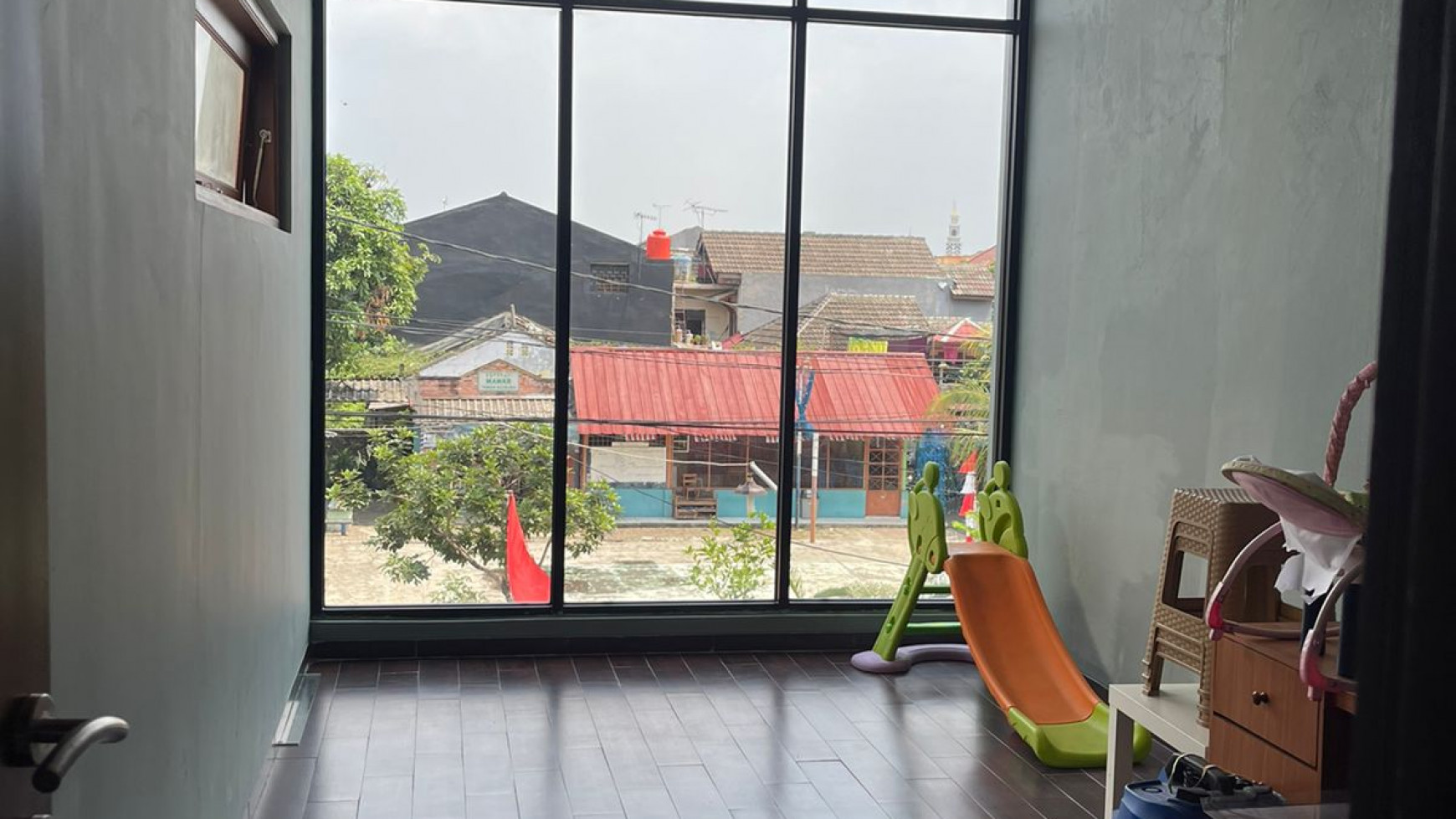 Rumah Cantik Minimalis Modern dan Strategis @Taman Kedaung, Ciputat