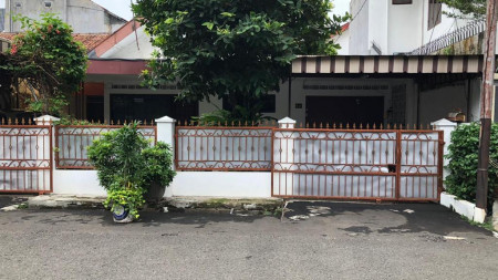 Rumah hitung tanah area kebayoran baru dekat blok m 