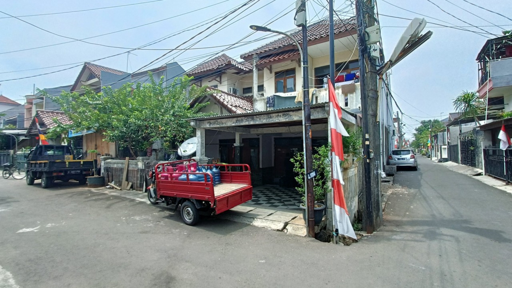 Rumah BCS, Wibisana, Kelapa Gading Luas 157m2