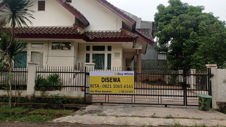 Sewa murah rumah di Taman permata sektor 5 Lippo karawaci tangerang