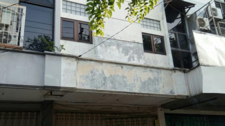 Dijual Ruko 3 lantai di Ngagel Jaya Utara, Surabaya