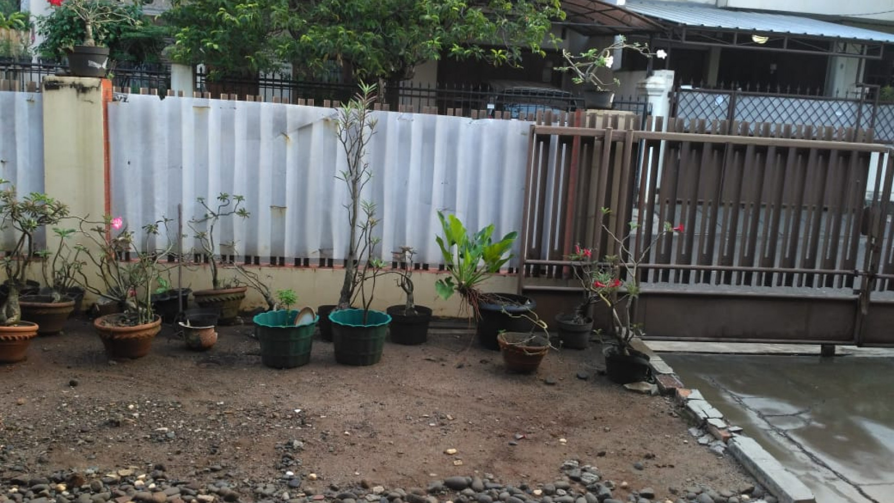 Rumah Standar Bagus Lingkungan Kost Dekat Kampus STAN Di Area Pondok Jaya Bintaro