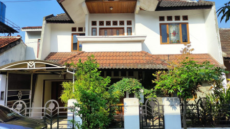 Dijual rumah 2 lantai di Arcamanik Endah, Bandung Timur 