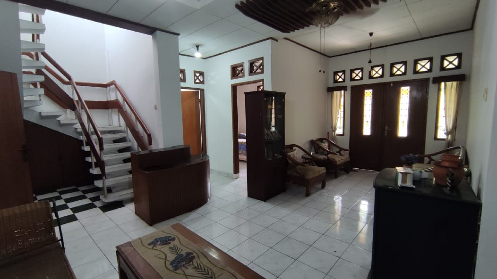 Dijual rumah 2 lantai di Arcamanik Endah, Bandung Timur 