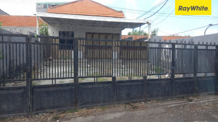 Dijual Rumah SHM di Jalan Menur, Surabaya