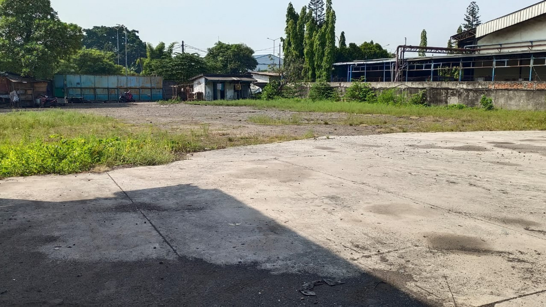 Disewa Tanah ada Gudang di Jalan Raya Cacing 