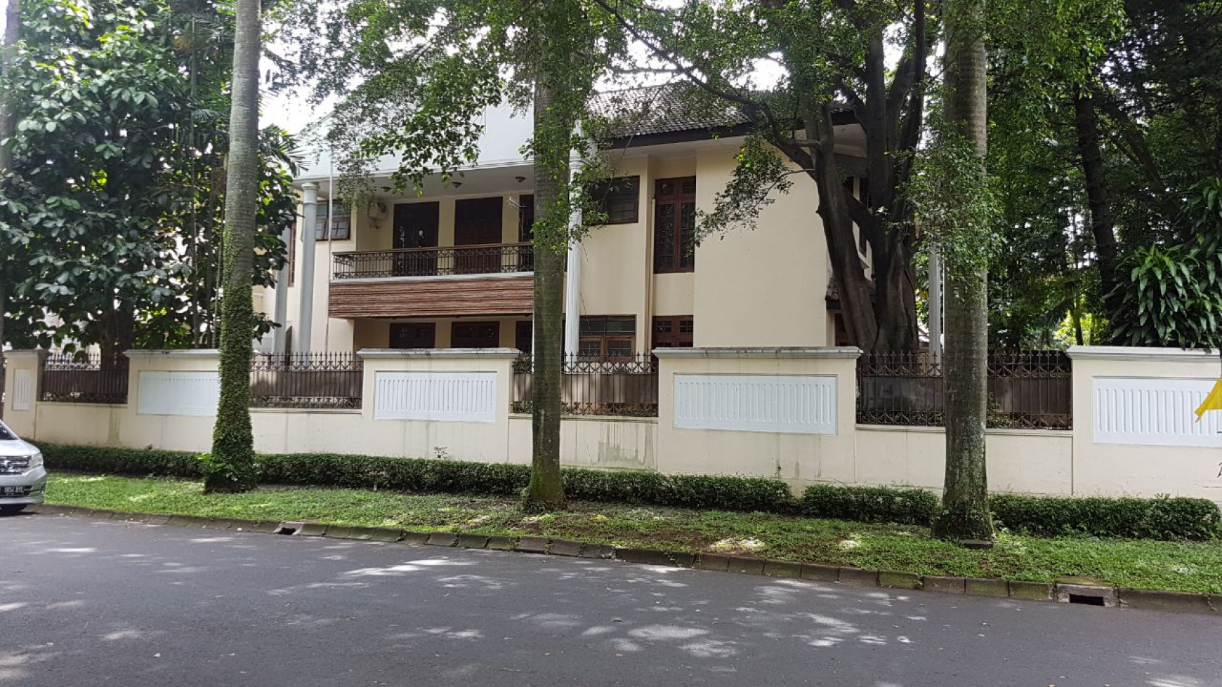 Dijual Rumah 2 Lantai di Pondok Indah 