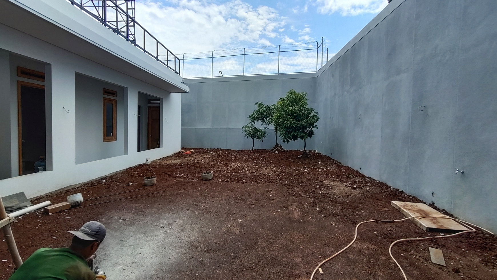 Rumah Taman Giri Loka BSD City,Brand New,Taman Luas