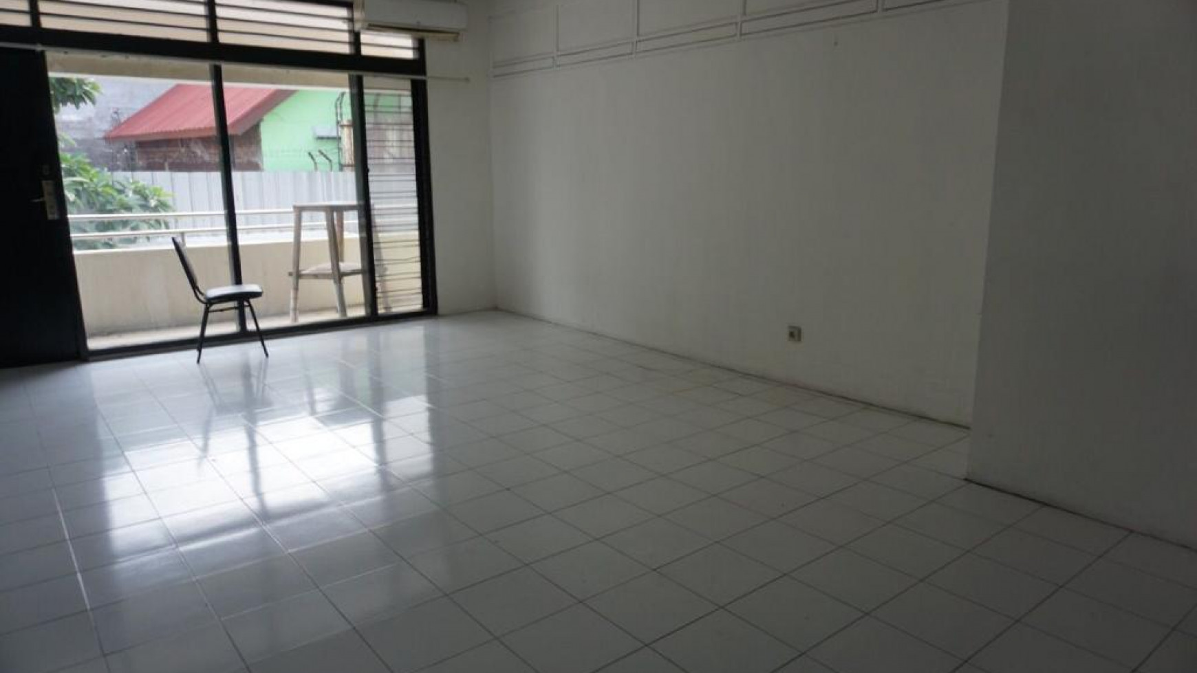 Dijual Rumah 2 Lantai di Kemang 