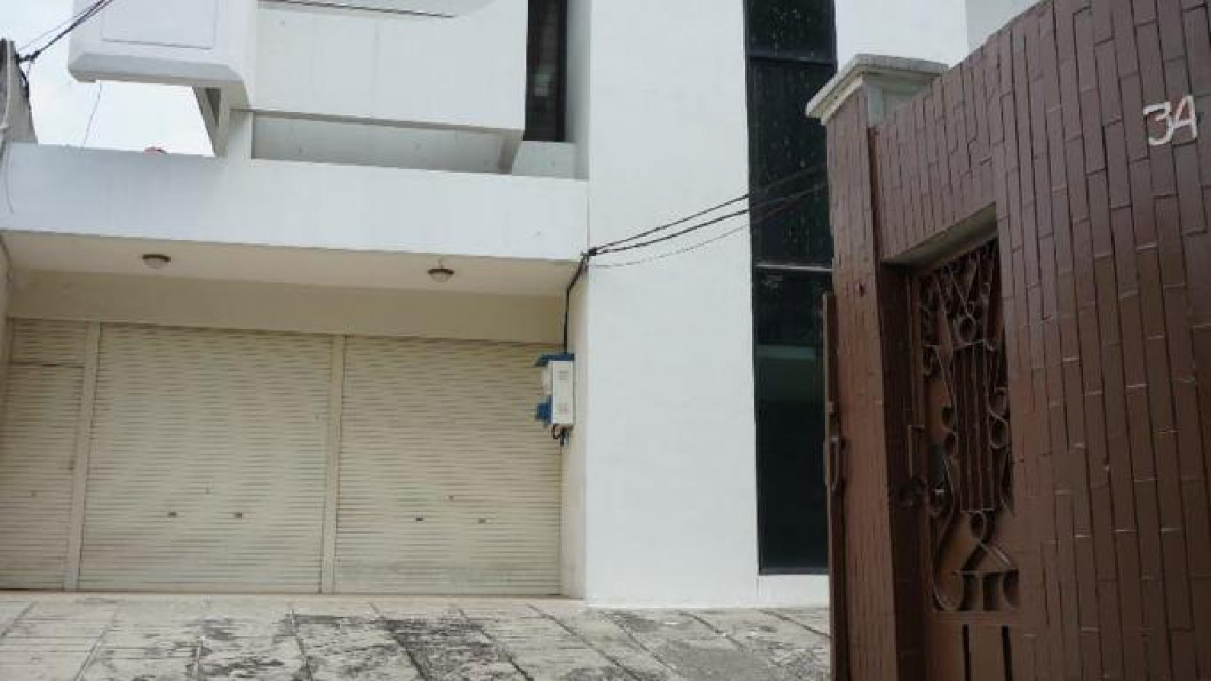 Dijual Rumah 2 Lantai di Kemang 