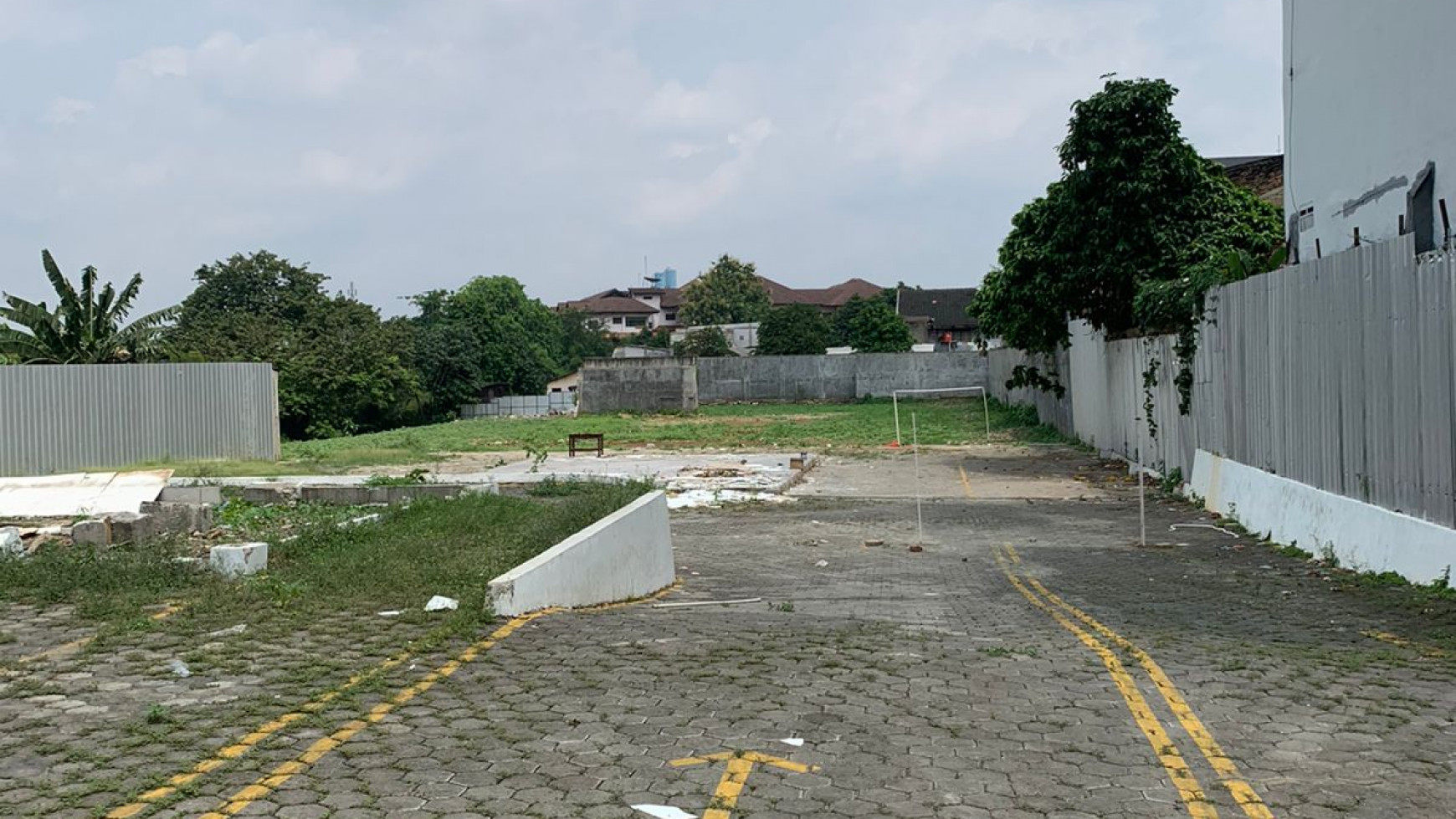 Tanah komersial siap bangun dan luas area warung buncit dekat kuningan 