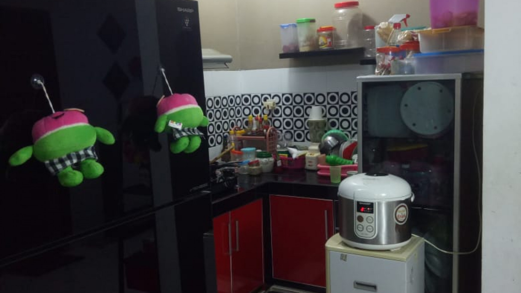 Dijual Rumah Cantik, Minimalis, 2 Lantai Dekat Stasiun LRT Cibubur