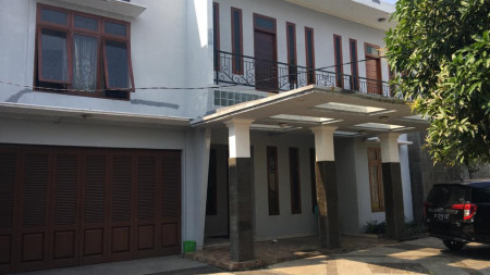 Rumah bagus siap huni di Jl.bangka, Jakarta Selatan