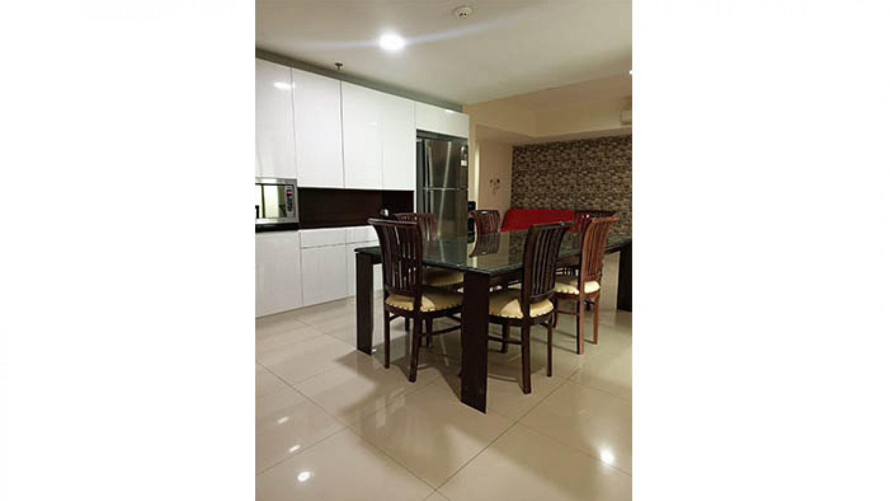 Apartemen Full Furnished, View Pool Sherwood Twr Regent, Kelapa Gading Luas 158m2