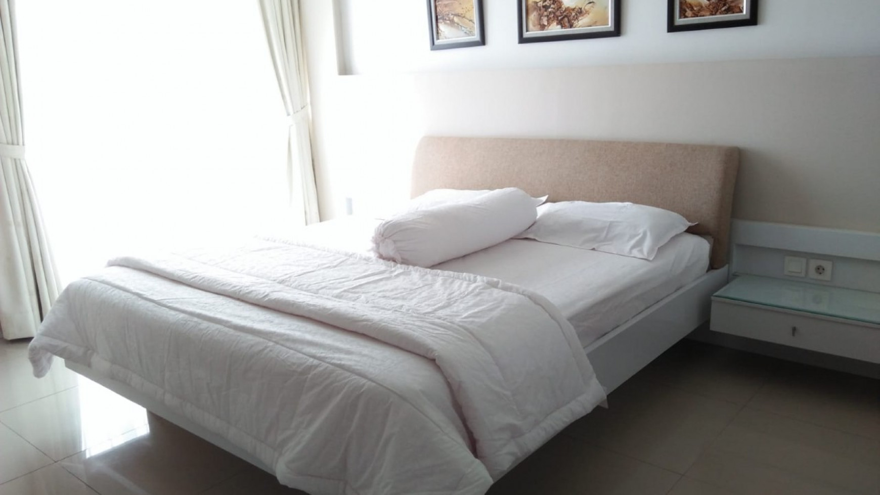 Apartemen Full Furnished, View Pool Sherwood Twr Regent, Kelapa Gading Luas 158m2