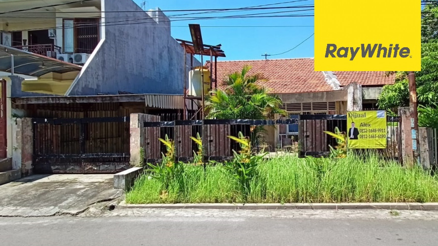 Dijual Rumah SHM di Taman Kendangsari, Surabaya