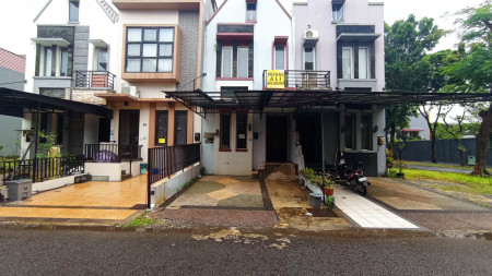 Jual murah rumah di JL. Den haag taman holandia lippo karawaci tangerang