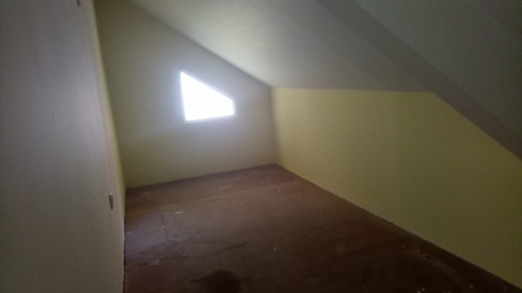 Disewa Rumah di Gn. Utama - Taman Bromo - Lippo Karawaci