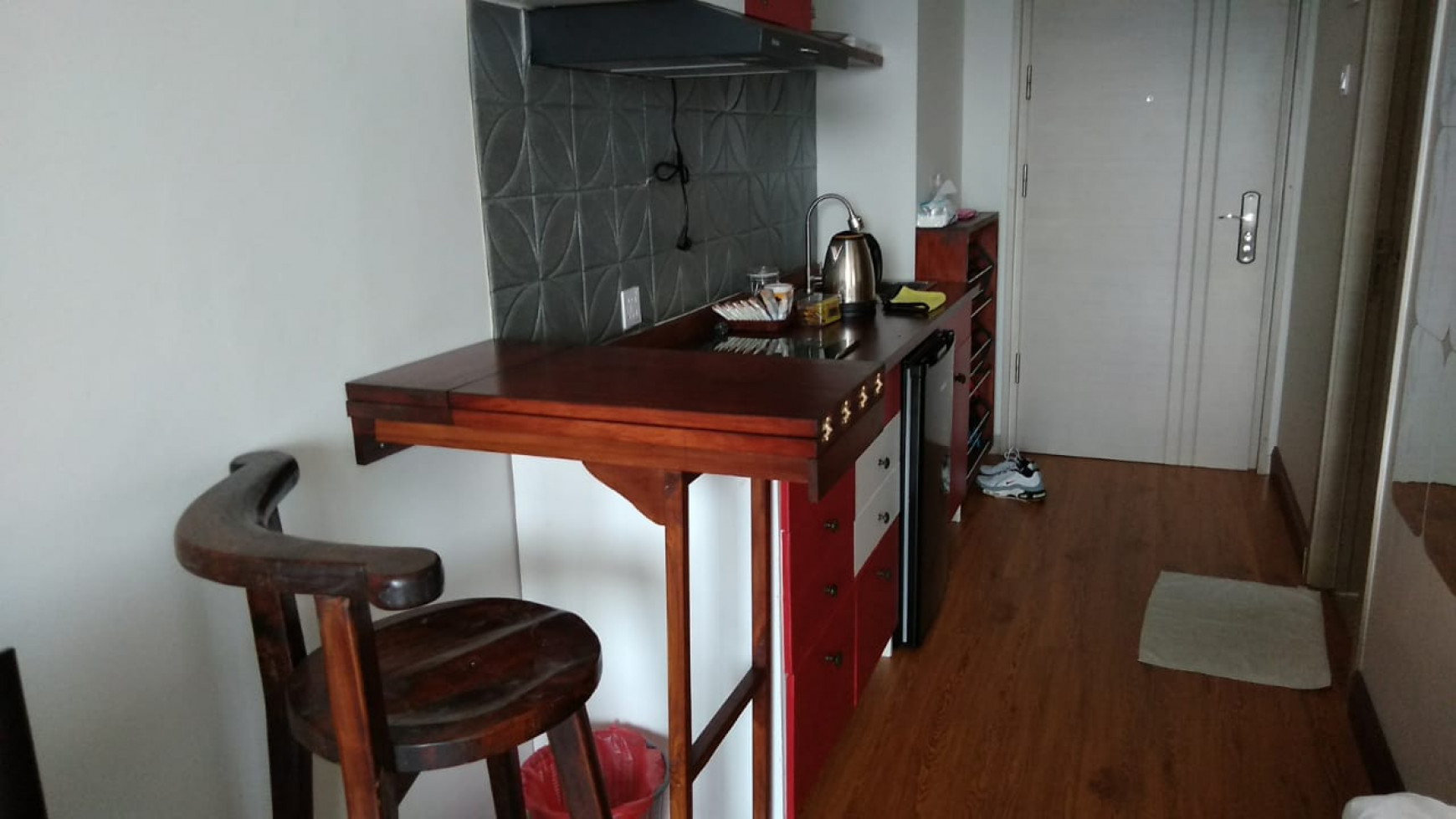 APARTMENT MEWAH DI JUAL FULL FURNISHED