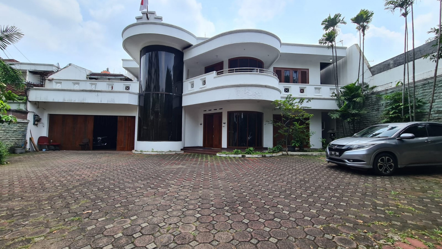 Rumah Mewah Bisa Dijadikan Kantor Lokasi Strategis Di Cilandak Jakarta Selatan.