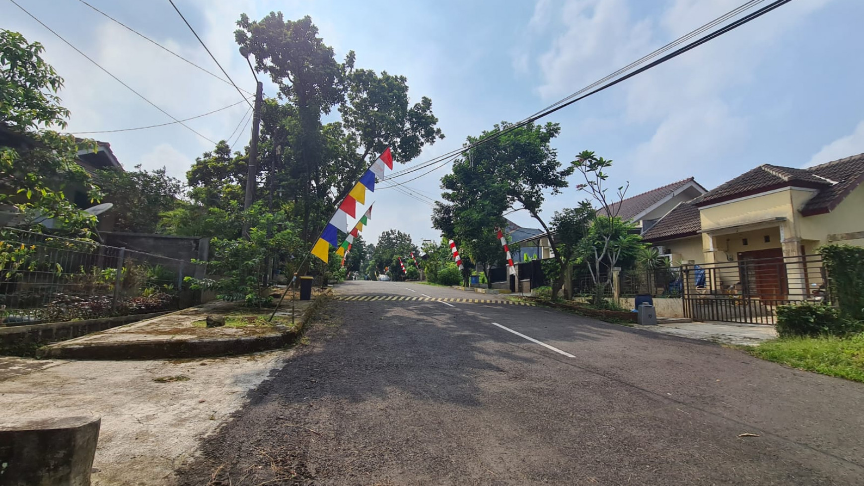 Rumah Hitung Tanah Layout Bagus Lokasi Srategis Di Sawangan Permai.