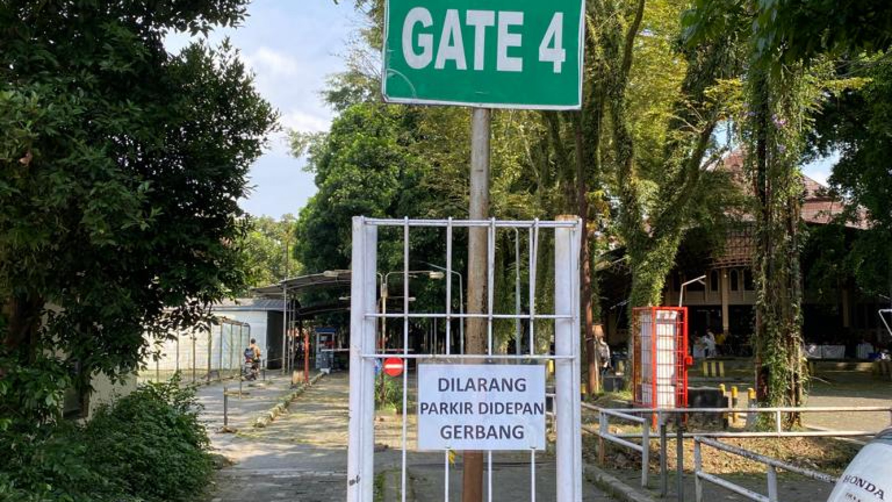 Rumah Kos-Kosan Strategis Depan Universitas Telkom Bandung.