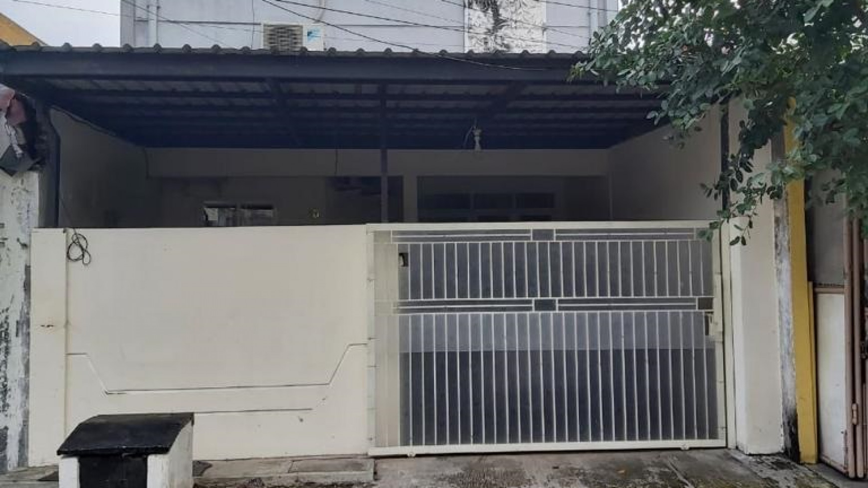 Dijual Rumah di Jalan Ngagel Wasana, Surabaya