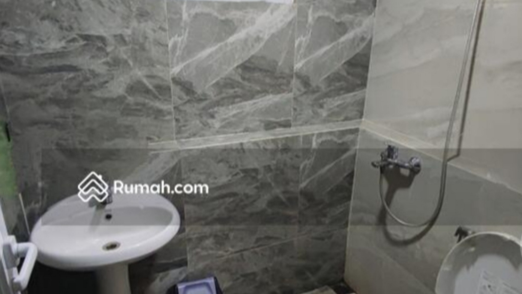 Flash Sale. Rumah Bagus Regensi Melati Mas, Serpong