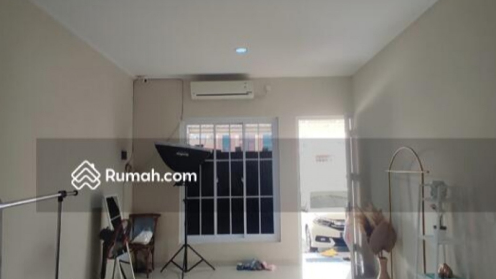 Flash Sale. Rumah Bagus Regensi Melati Mas, Serpong
