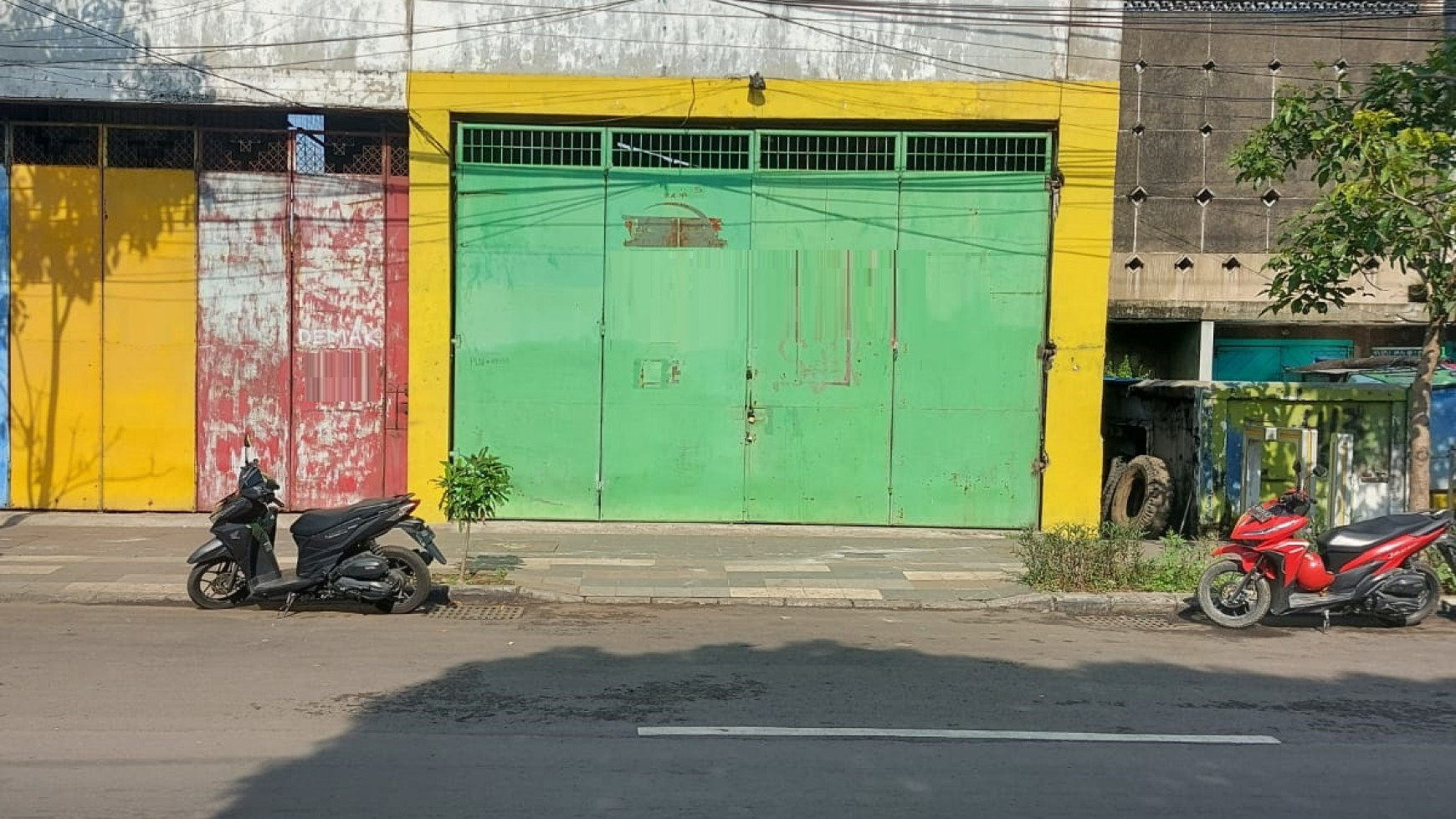Dijual Gudang Pusat Kota di Jalan Demak, Surabaya