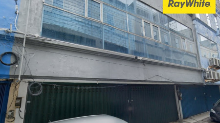 Disewakan Ruko 3 lantai di Surya Inti Permata Jemur Andayani