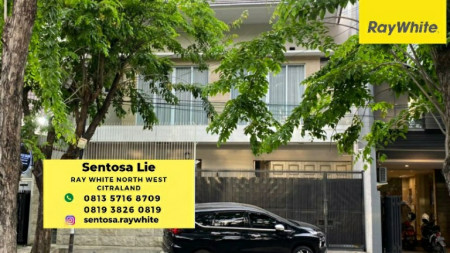 Dijual Rumah Raya Klampis Semolo Timur- Surabaya Timur - Row Jalan Lebar 4 Mobil LUAS