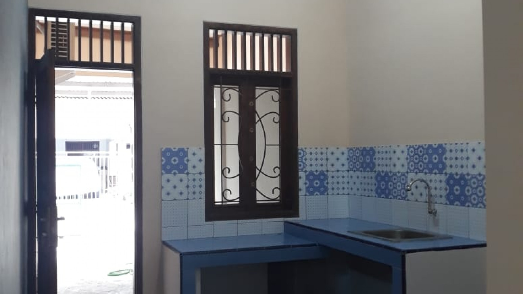 Rumah terawat, nyaman siap huni di Ciputat