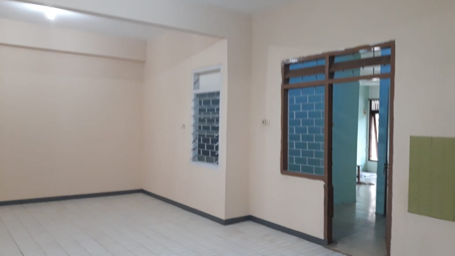 Rumah minimalis siap huni di Serpong