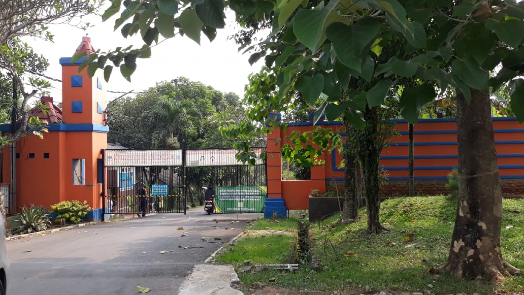 Rumah minimalis siap huni di Serpong