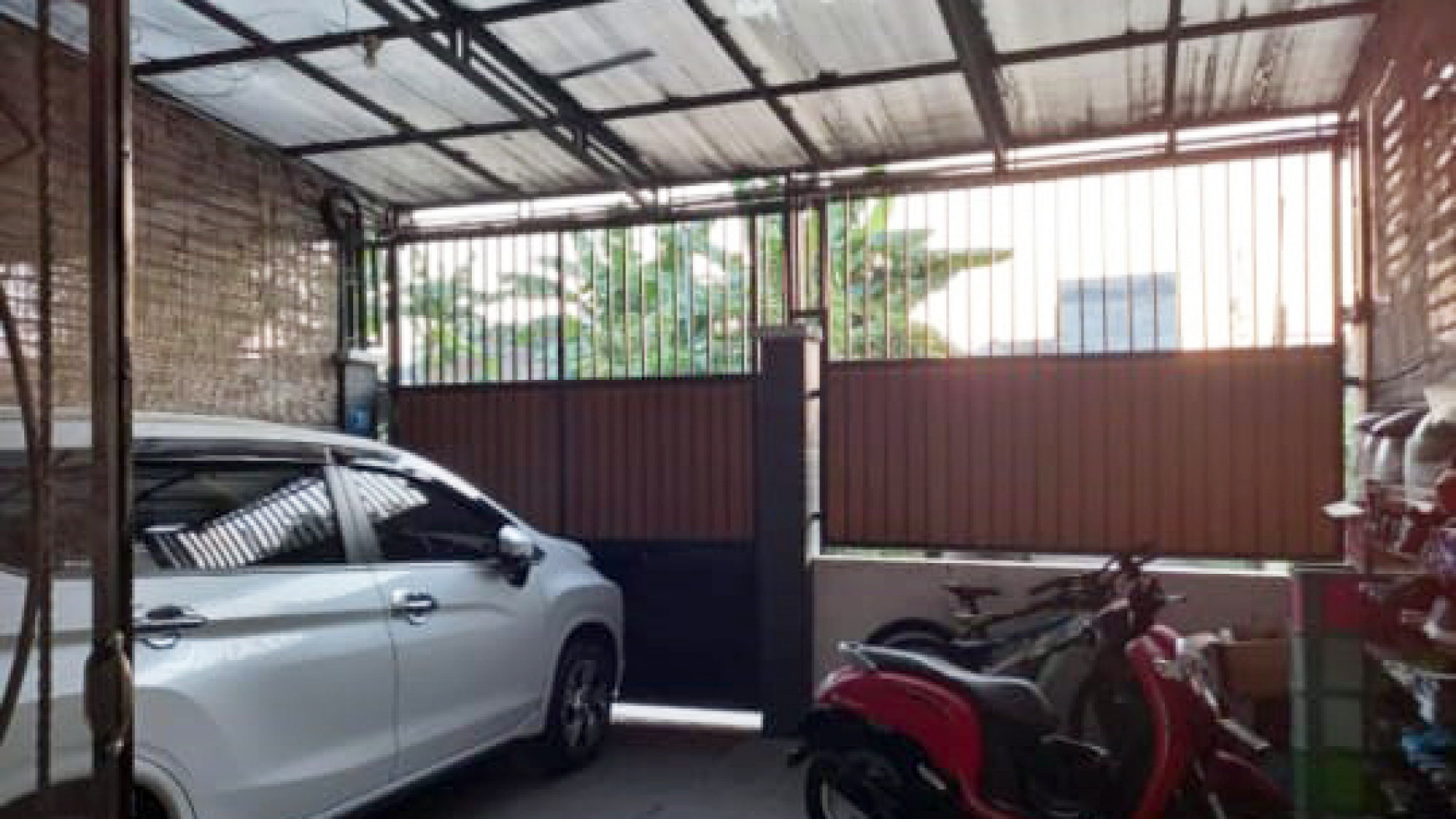 Rumah di Ploso Timur, Minimalis, Siap Huni