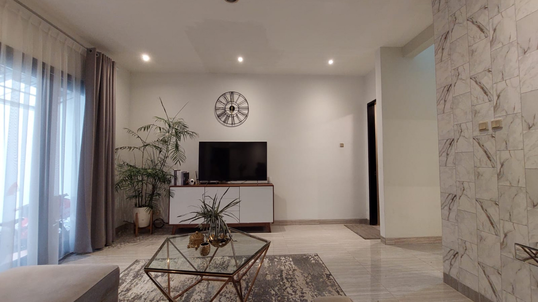 Rumah Siap Huni Mewah dan Minimalis Modern @Bintaro Residence