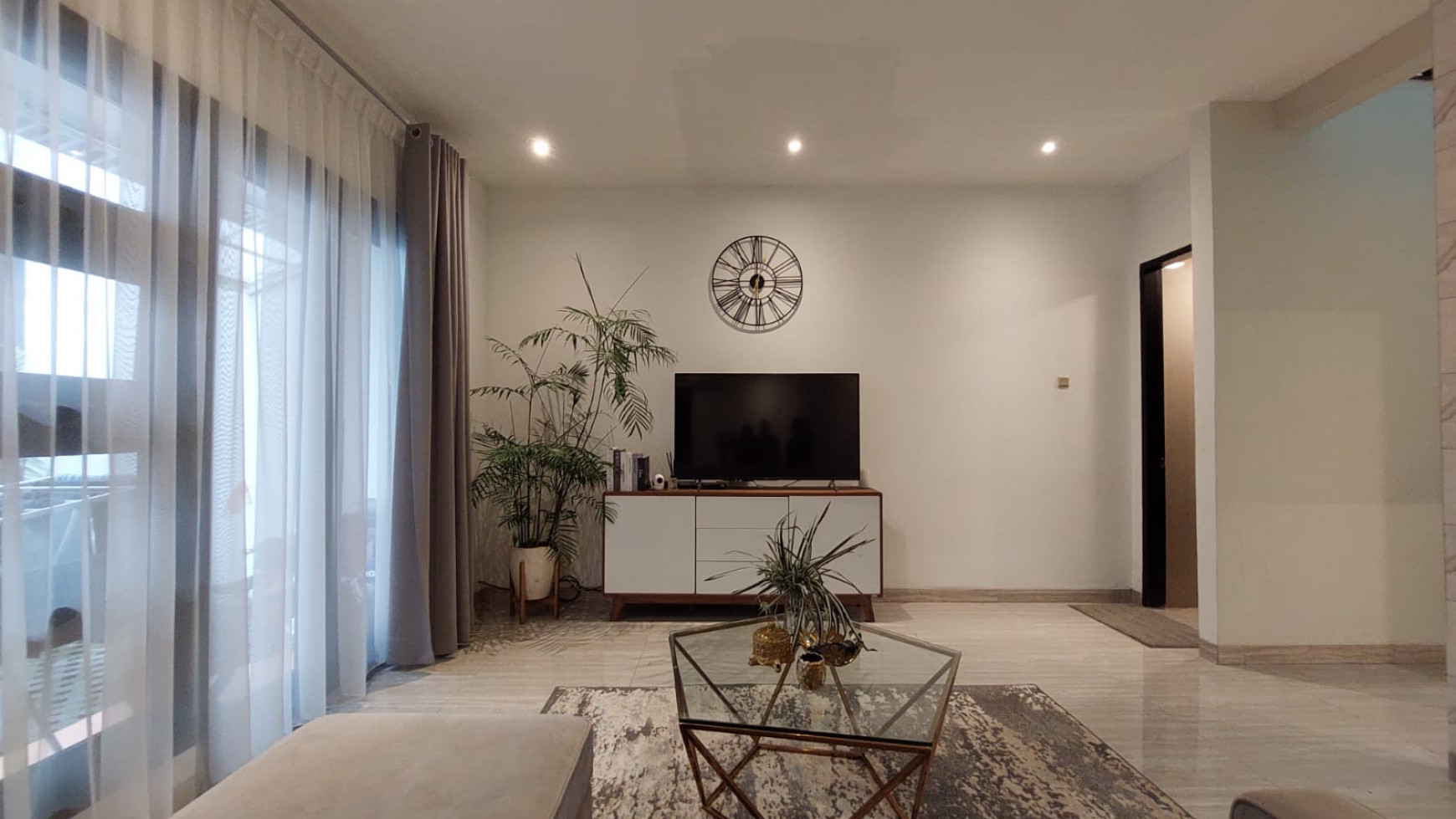 Rumah Siap Huni Mewah dan Minimalis Modern @Bintaro Residence