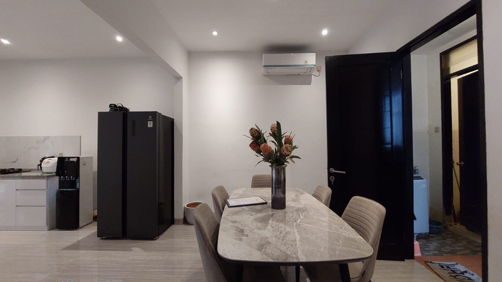 Rumah Siap Huni Mewah dan Minimalis Modern @Bintaro Residence