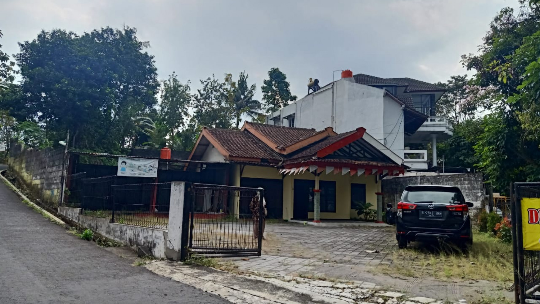 Bangunan Cocok Untuk Knator / Bisnis Di PJKA Sleman