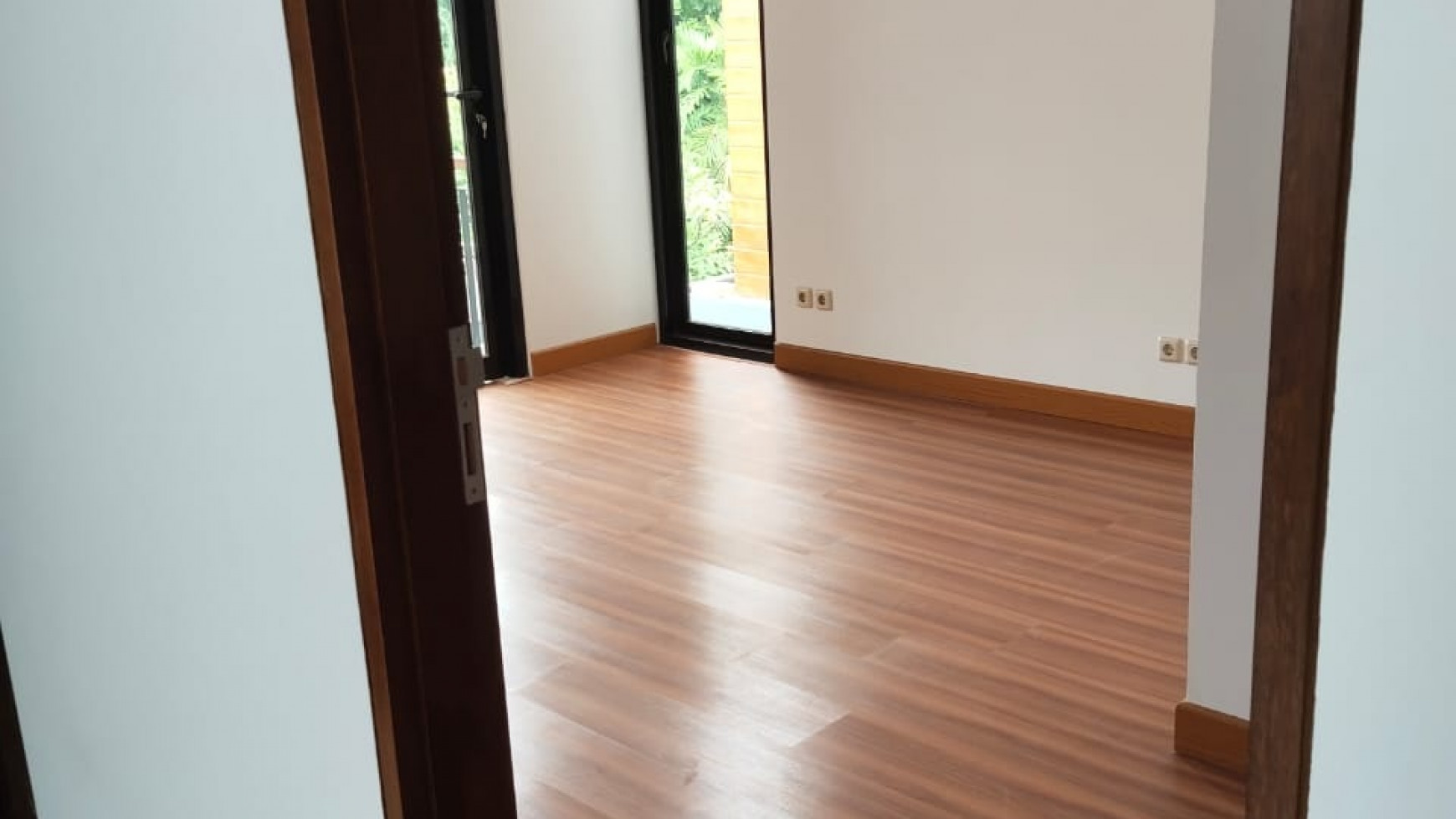 Brand New Rumah 4 Lantai Mewah Di Kebayoran Baru