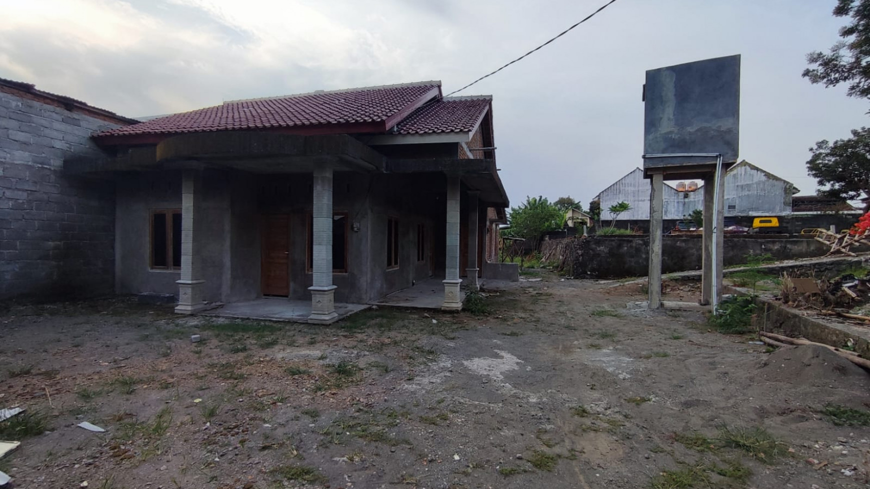 Tanah Bonus Rumah 2 Kamar Dekat Mirota Kampus Jl. Godean