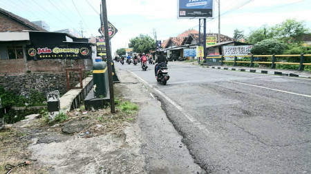 Tanah Lokasi Strategis Untuk Usaha Di Jl Kaliurang Km 9 Utara PHD Sleman