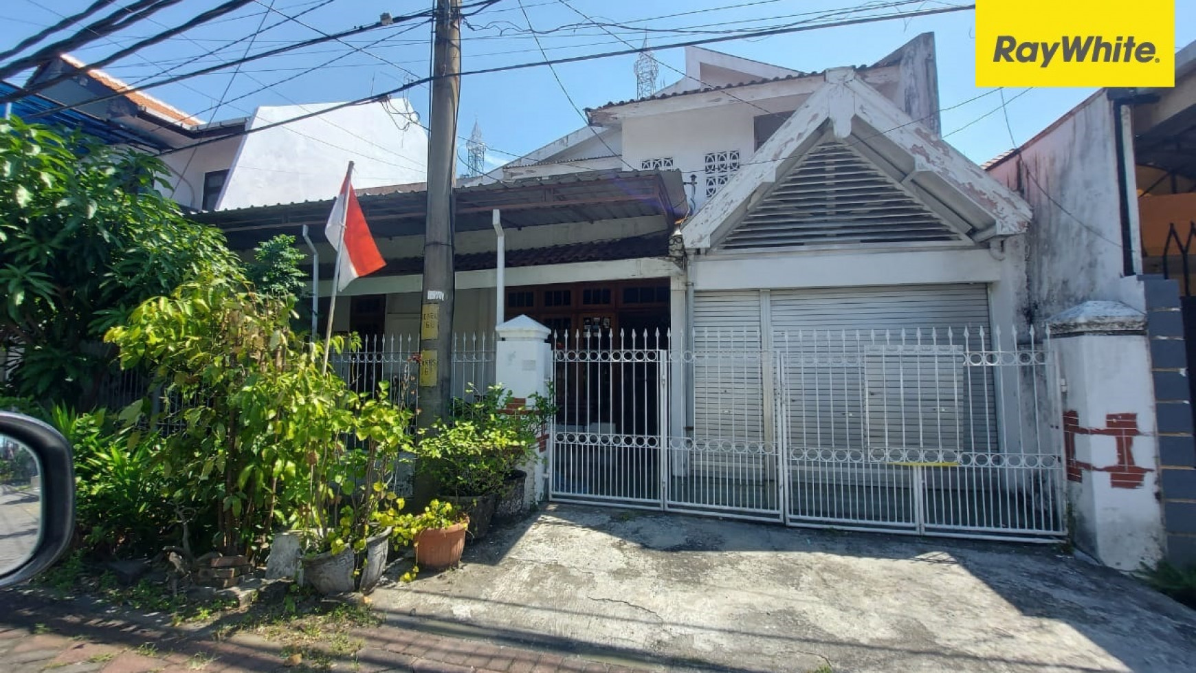 Dijual Rumah 2 lantai di Jl Nginden Intan Timur Surabaya