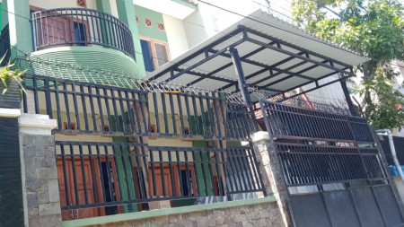 Dijual Rumah SHM di Jalan Jojoran, Surabaya