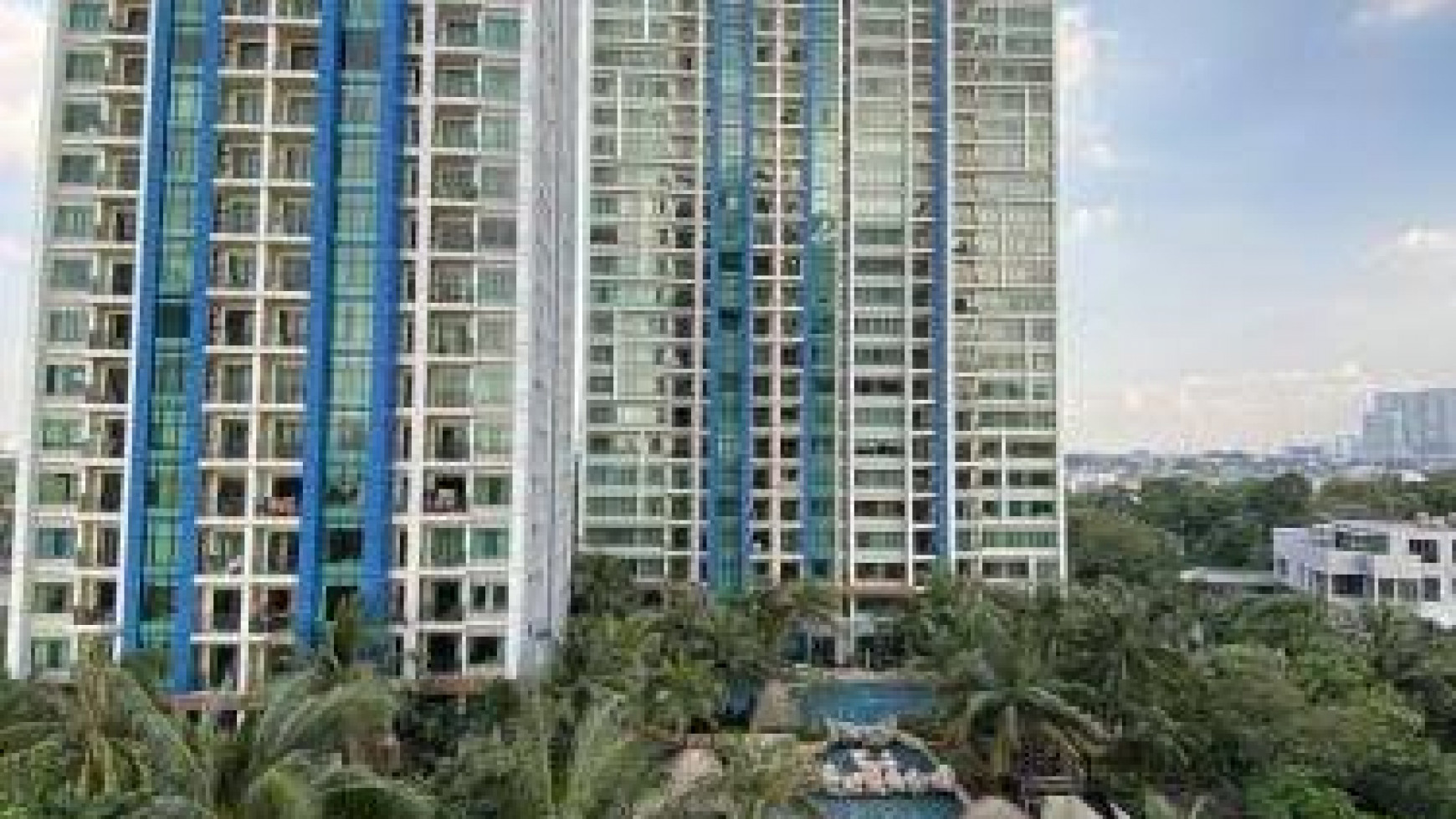 Clean & Cozy 2 BR Apartment Unit at Hampton's Park Cilandak